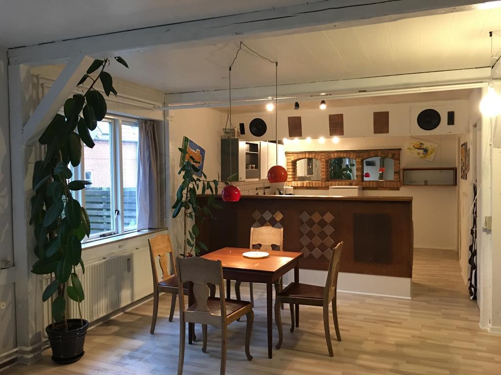 Studio Apartment In Hojer Экстерьер фото