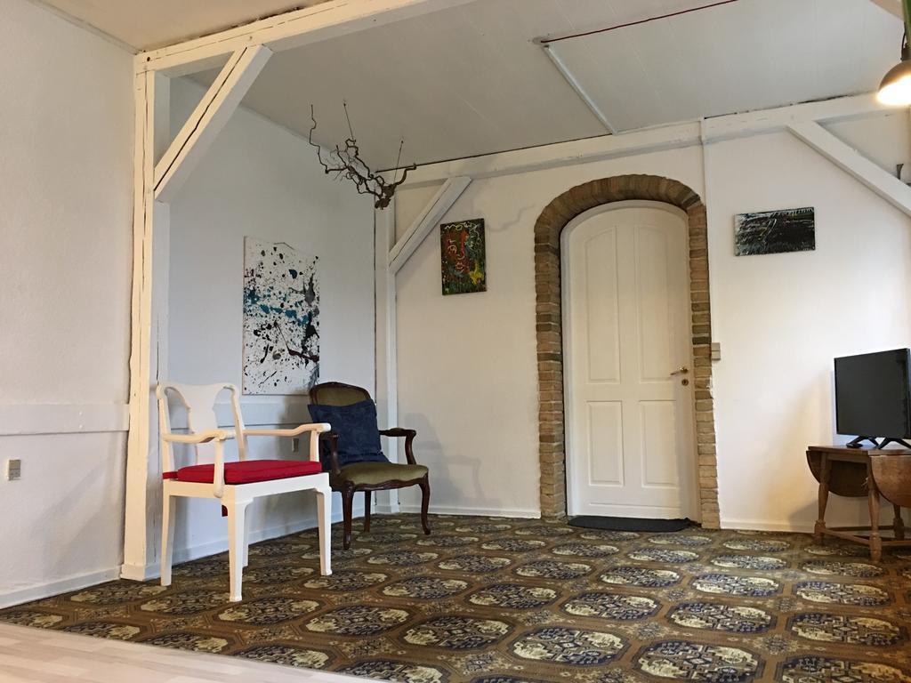Studio Apartment In Hojer Экстерьер фото